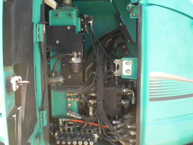 SK75SR-3 27933 20.JPG